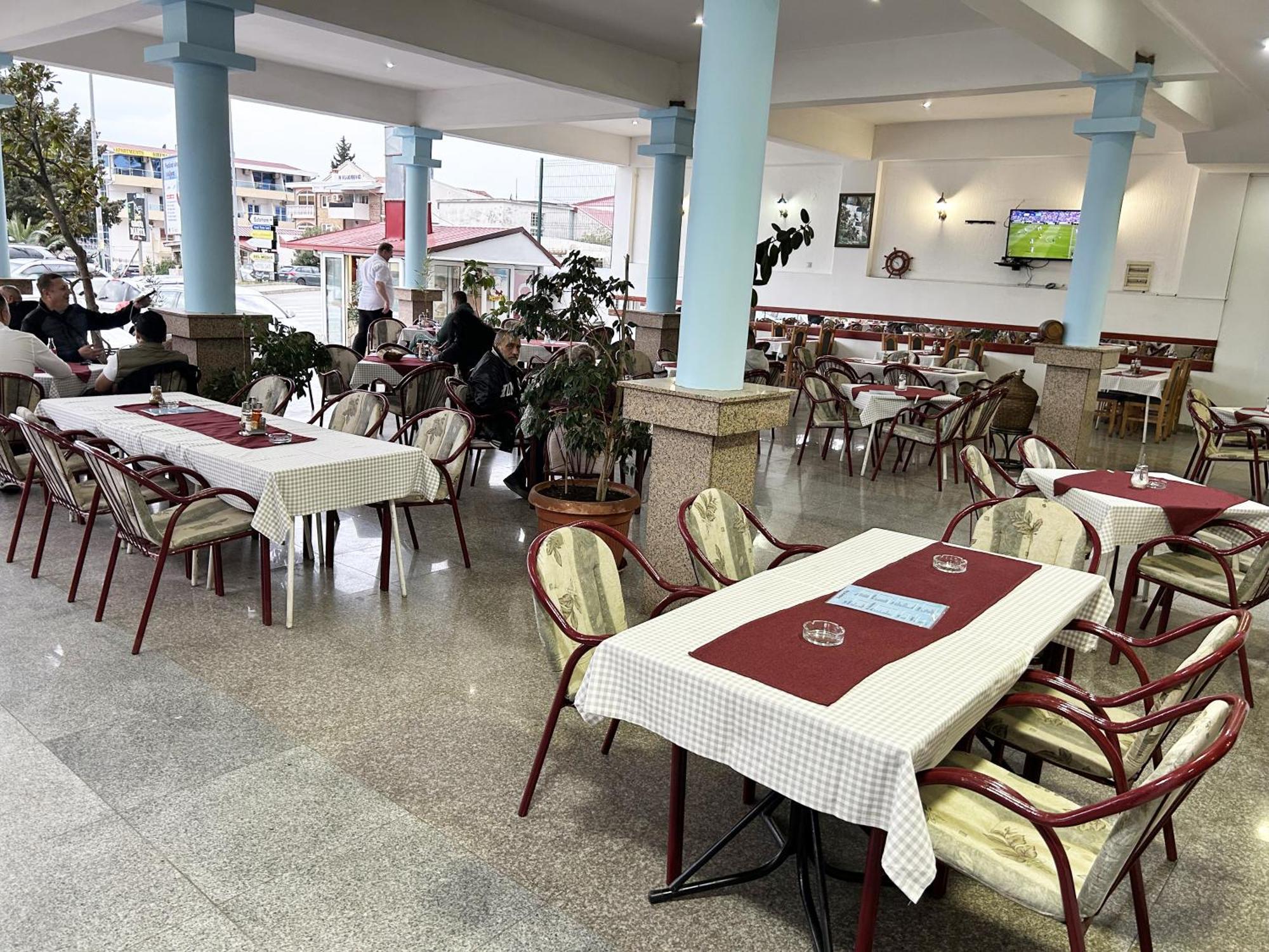 Restaurant & Apartments Jug Sutomore Dış mekan fotoğraf